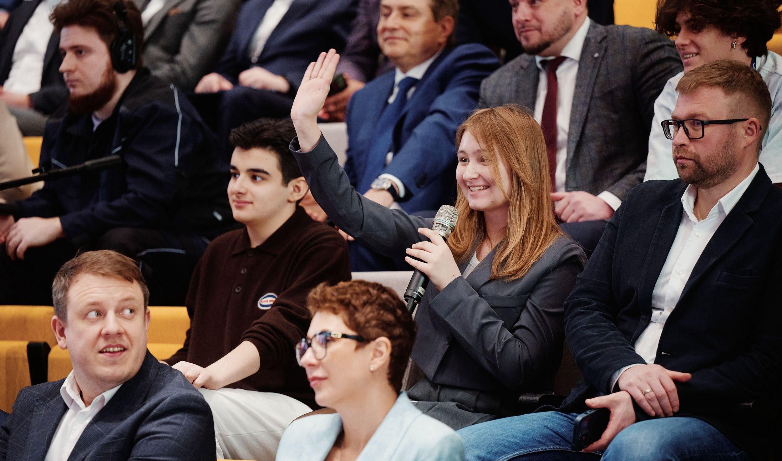 Встреча с Игорем Шуваловым